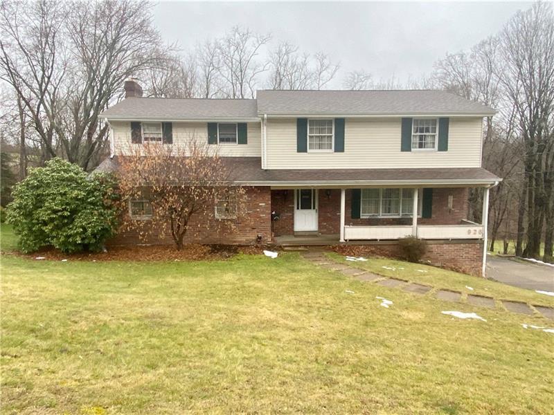 926 Golfview Drive, Elizabeth Twp Elizabeth Boro, PA 15135